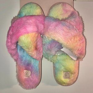 Chinese Laundry Faux Fur Tie Dye Slippers